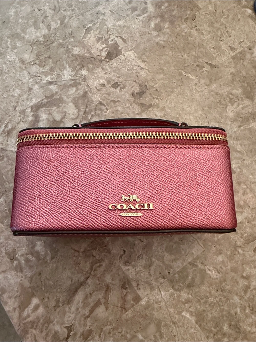 Coach Rose Pink Saffiano Jewelry case  with Gold Logo GUC suede inside